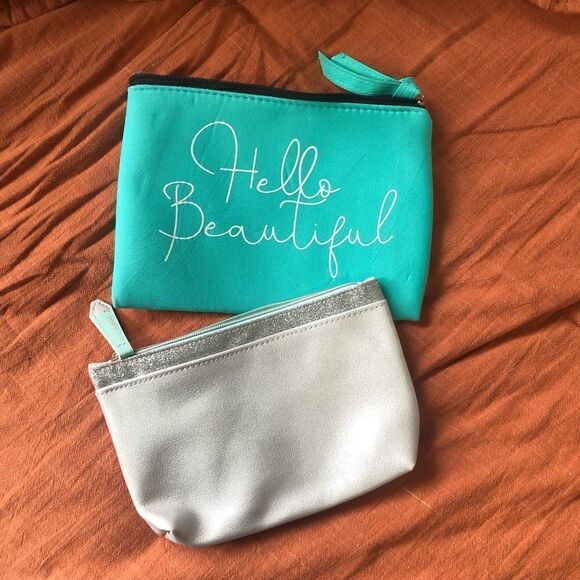 Set of two cosmetic bags NWOT - Picture 1 of 3